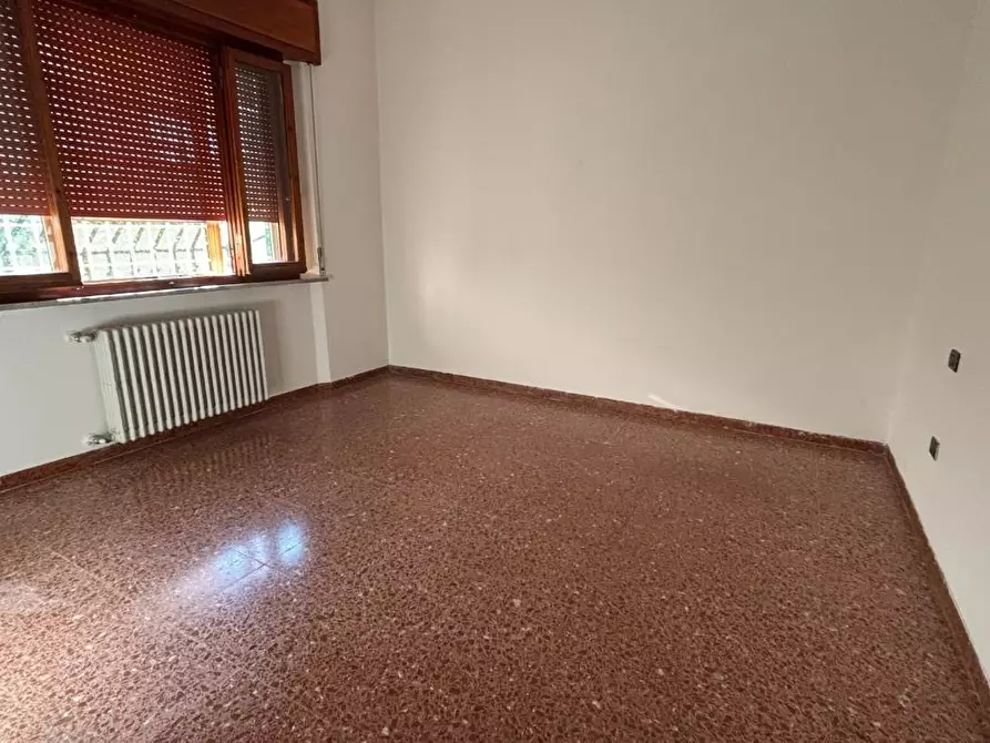 Immagine 8 di Villa in affitto  a Cascina