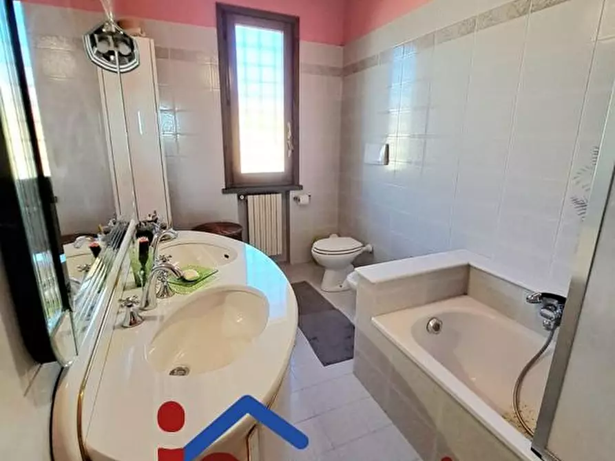 Immagine 5 di Villetta a schiera in vendita  a Empoli