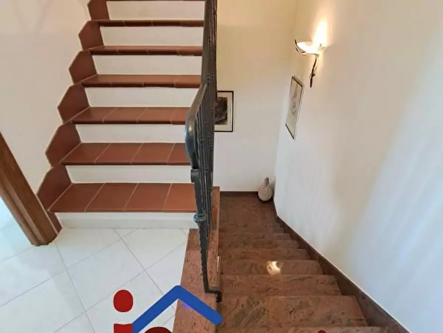 Immagine 25 di Villetta a schiera in vendita  a Empoli