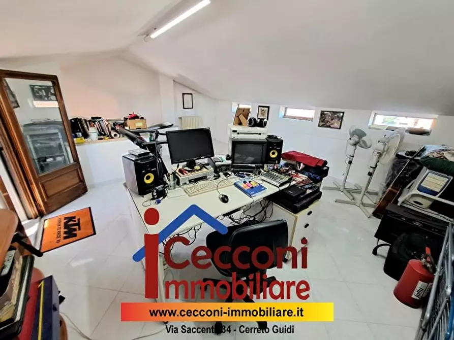 Immagine 22 di Villetta a schiera in vendita  a Empoli