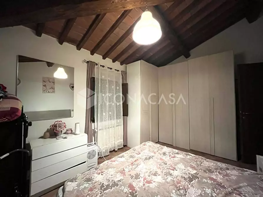 Immagine 10 di Appartamento in vendita  a Vicopisano