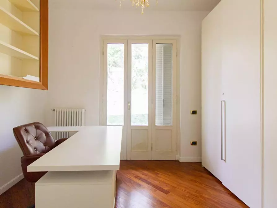 Immagine 41 di Villa in vendita  a San Giuliano Terme