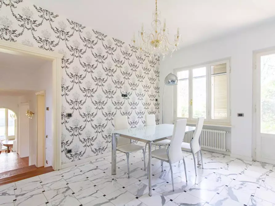 Immagine 21 di Villa in vendita  a San Giuliano Terme