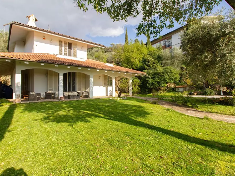 Immagine 47 di Villa in vendita  a San Giuliano Terme