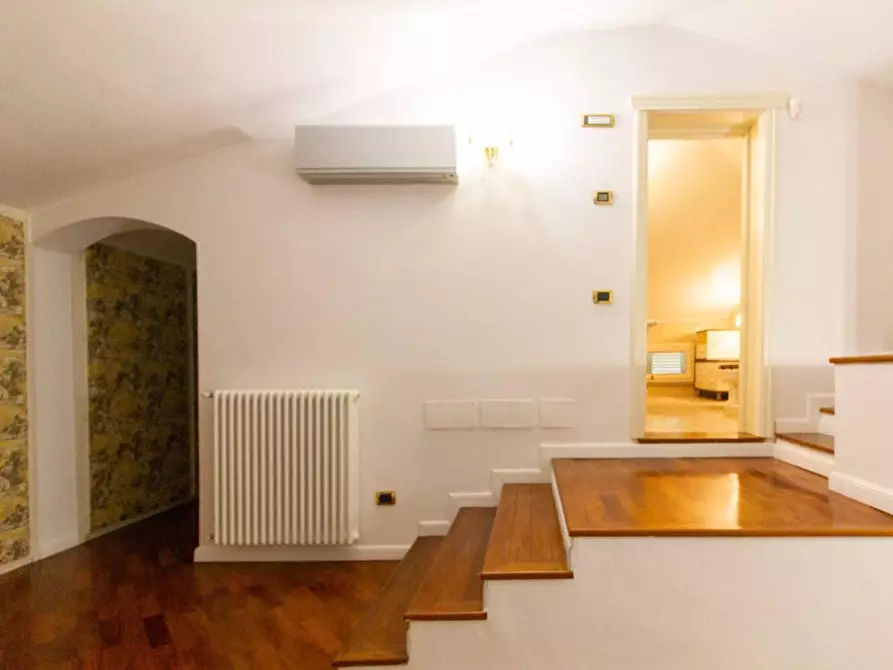 Immagine 43 di Villa in vendita  a San Giuliano Terme