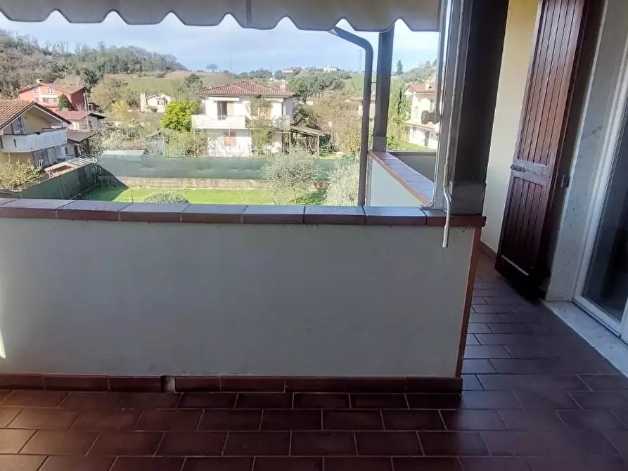 Immagine 5 di Casa bifamiliare in vendita  a Massa