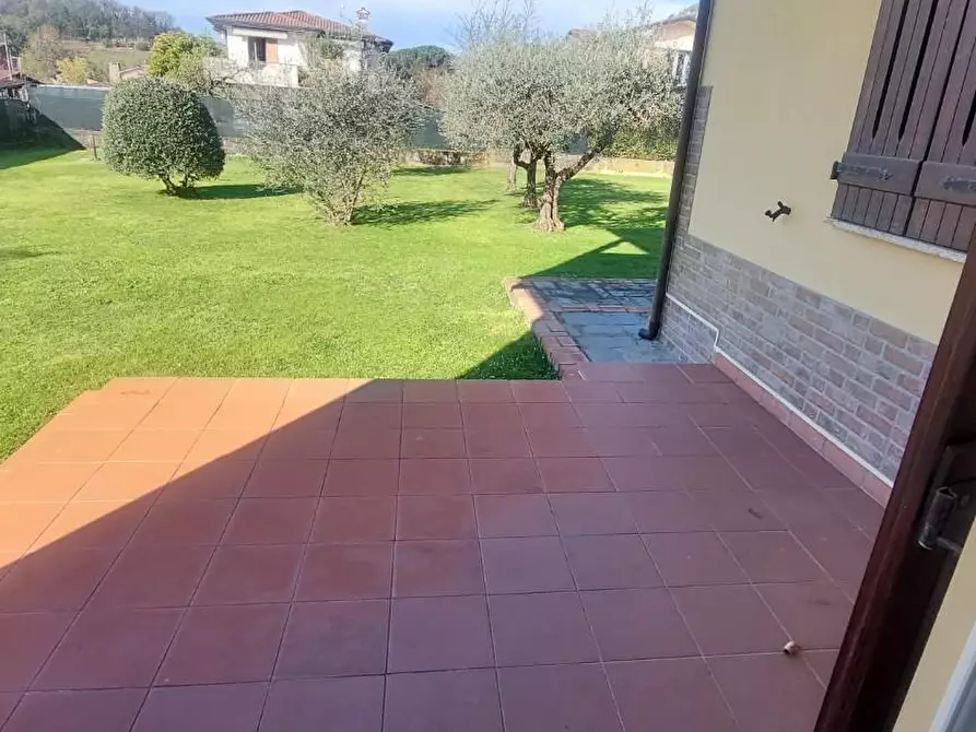 Immagine 38 di Casa bifamiliare in vendita  a Massa