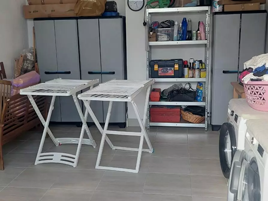 Immagine 47 di Casa bifamiliare in vendita  a Massa