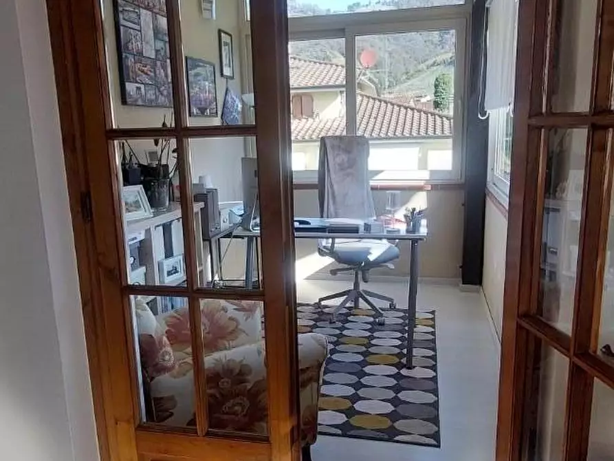 Immagine 11 di Casa bifamiliare in vendita  a Massa