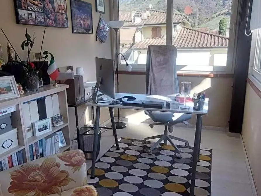 Immagine 12 di Casa bifamiliare in vendita  a Massa