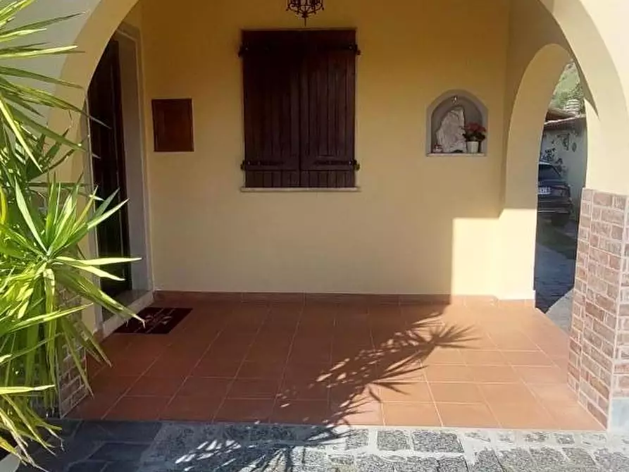 Immagine 34 di Casa bifamiliare in vendita  a Massa