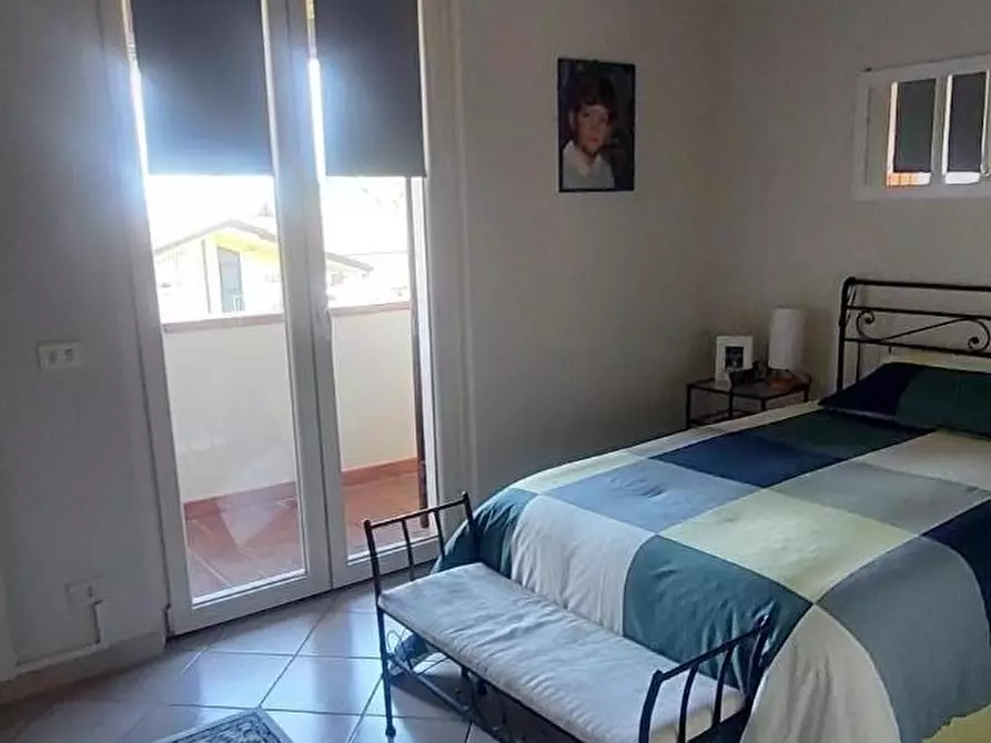 Immagine 23 di Casa bifamiliare in vendita  a Massa