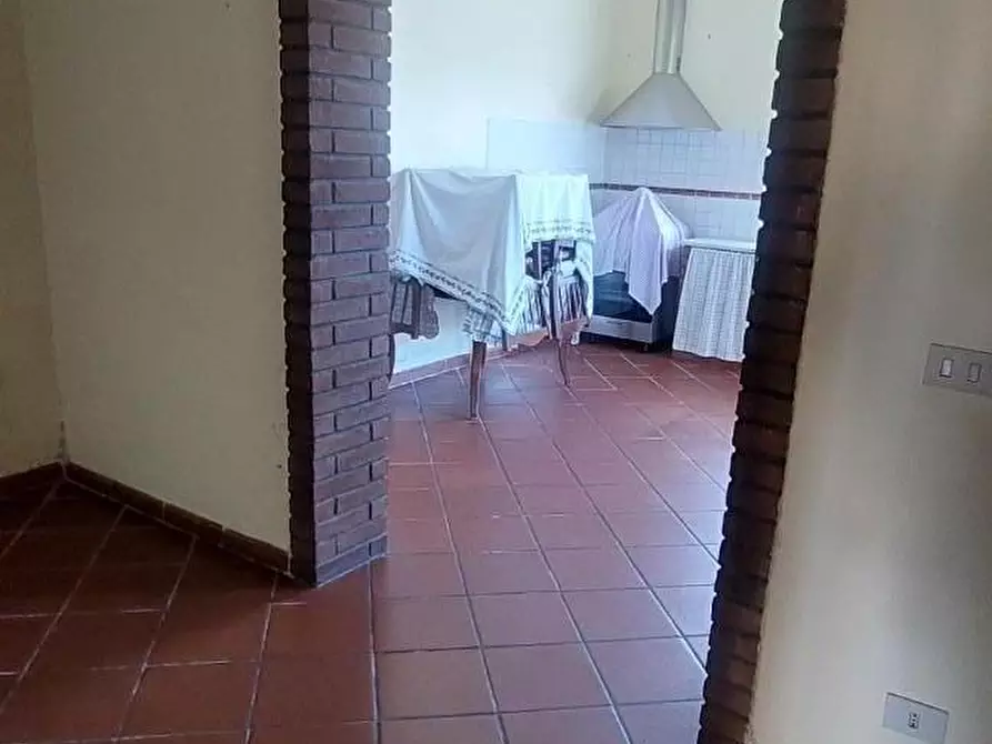 Immagine 35 di Casa bifamiliare in vendita  a Massa