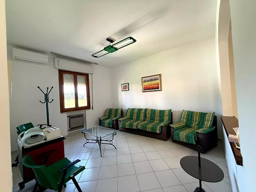 Immagine 5 di Appartamento in vendita  a Vinci