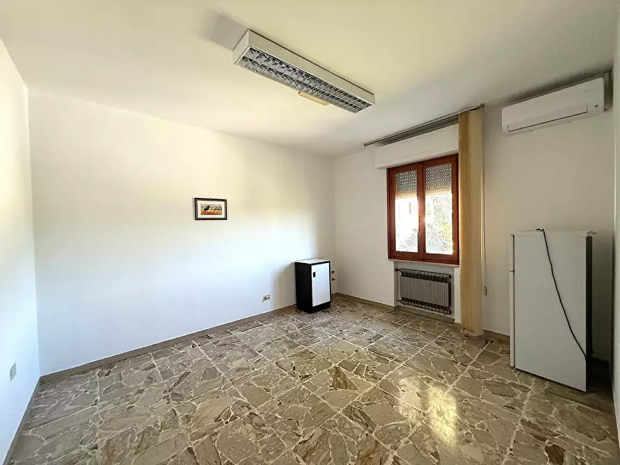 Immagine 12 di Appartamento in vendita  a Vinci