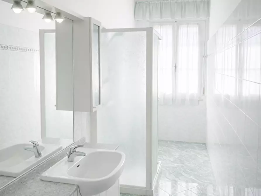 Immagine 5 di Appartamento in vendita  a Pisa