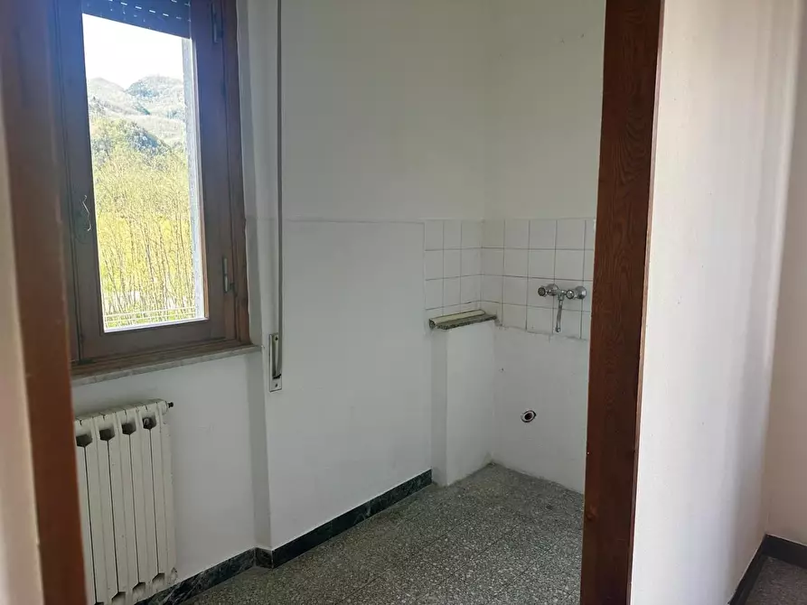 Immagine 8 di Appartamento in vendita  a Coreglia Antelminelli