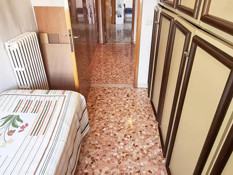 Immagine 11 di Appartamento in vendita  a Ponsacco