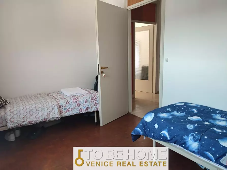 Immagine 17 di Appartamento in vendita  a Venezia