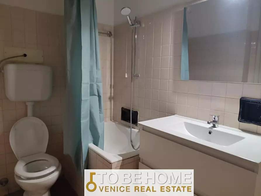 Immagine 20 di Appartamento in vendita  a Venezia