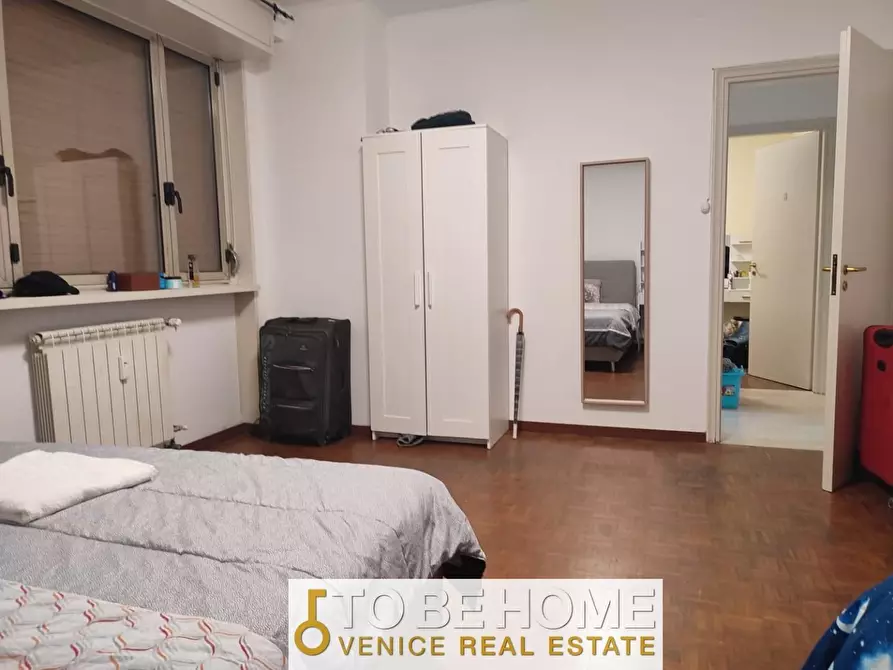 Immagine 13 di Appartamento in vendita  a Venezia