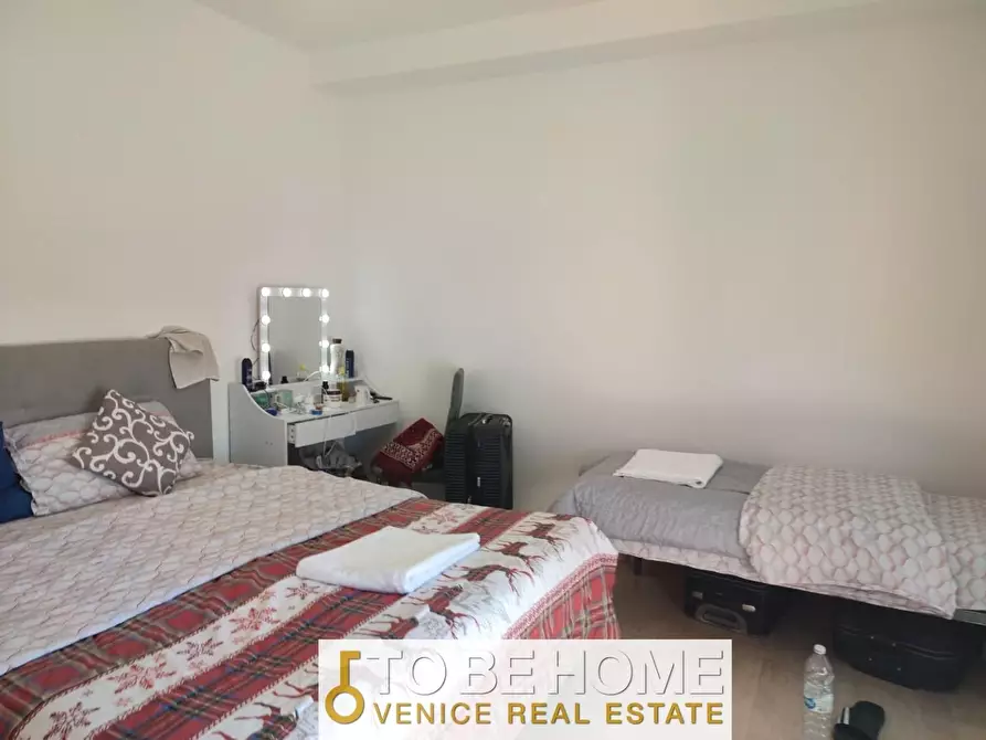 Immagine 21 di Appartamento in vendita  a Venezia