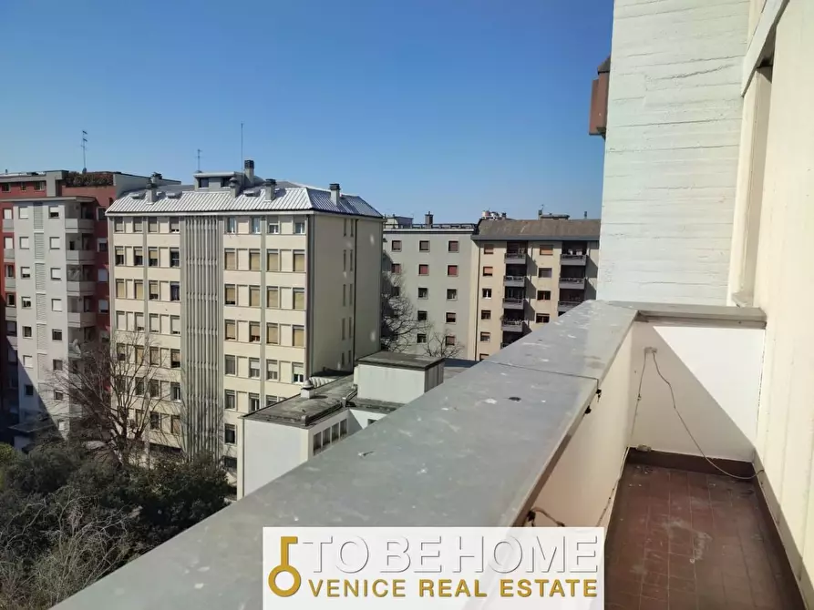 Immagine 5 di Appartamento in vendita  a Venezia