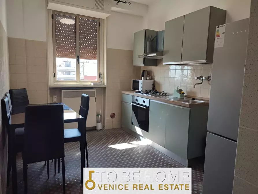 Immagine 11 di Appartamento in vendita  a Venezia