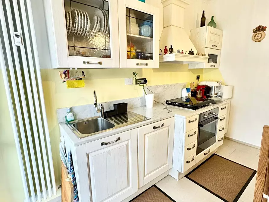 Immagine 8 di Appartamento in vendita  a Pisa