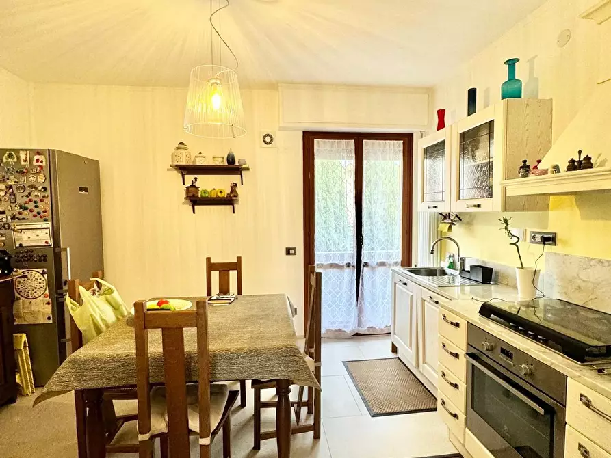 Immagine 9 di Appartamento in vendita  a Pisa