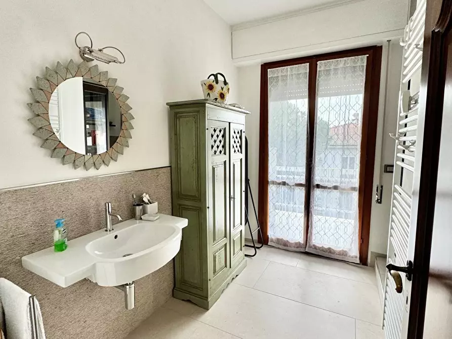 Immagine 16 di Appartamento in vendita  a Pisa