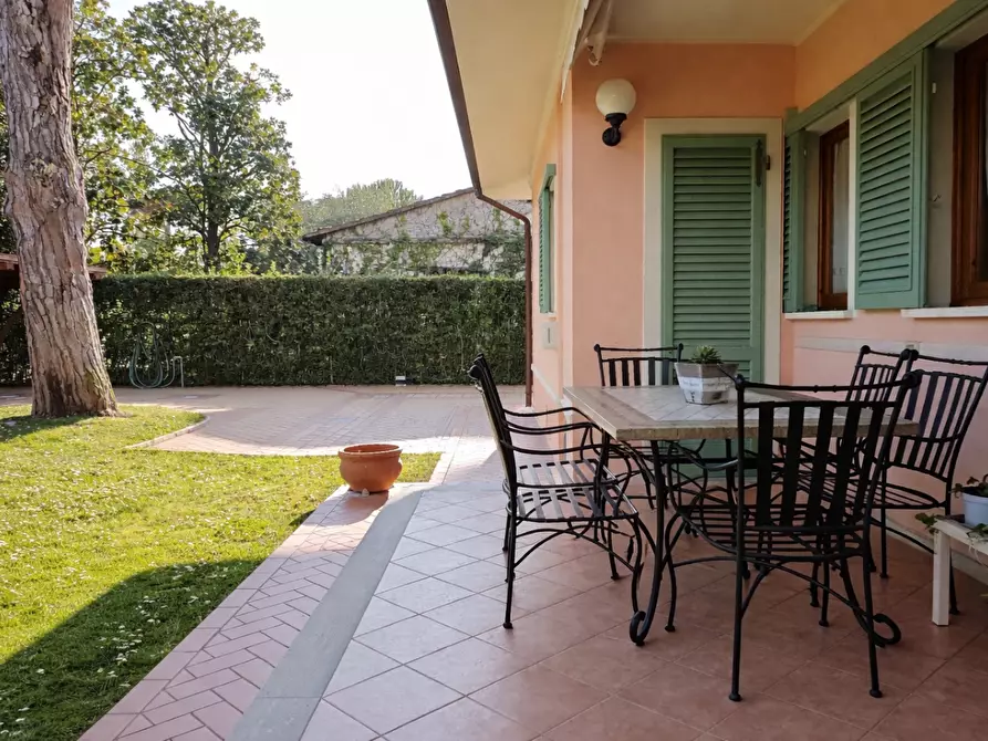 Immagine 38 di Villa in affitto  a Forte Dei Marmi