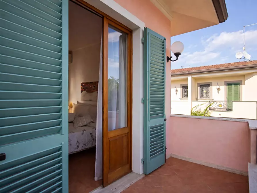 Immagine 7 di Villa in affitto  a Forte Dei Marmi