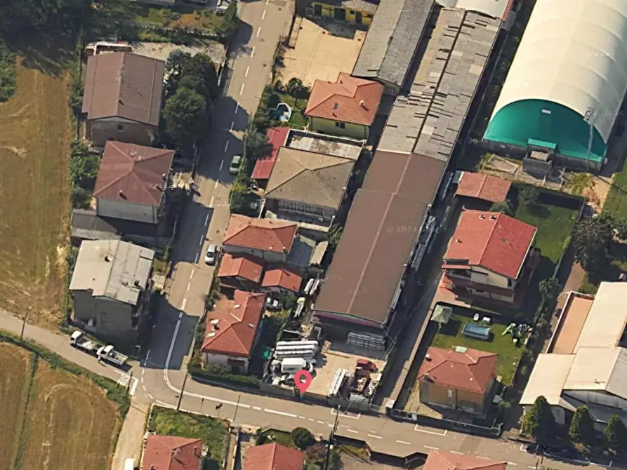 Immagine 4 di Attività artigianale in vendita  a Busto Arsizio