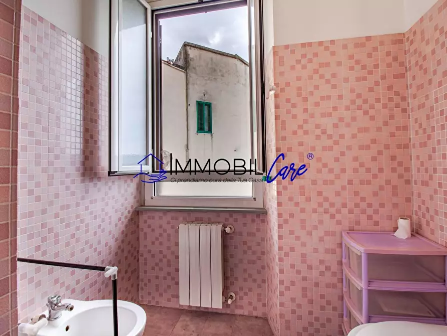 Immagine 12 di Appartamento in vendita  a Livorno