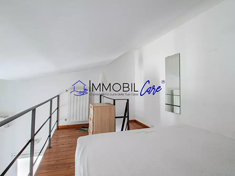 Immagine 9 di Appartamento in vendita  a Livorno