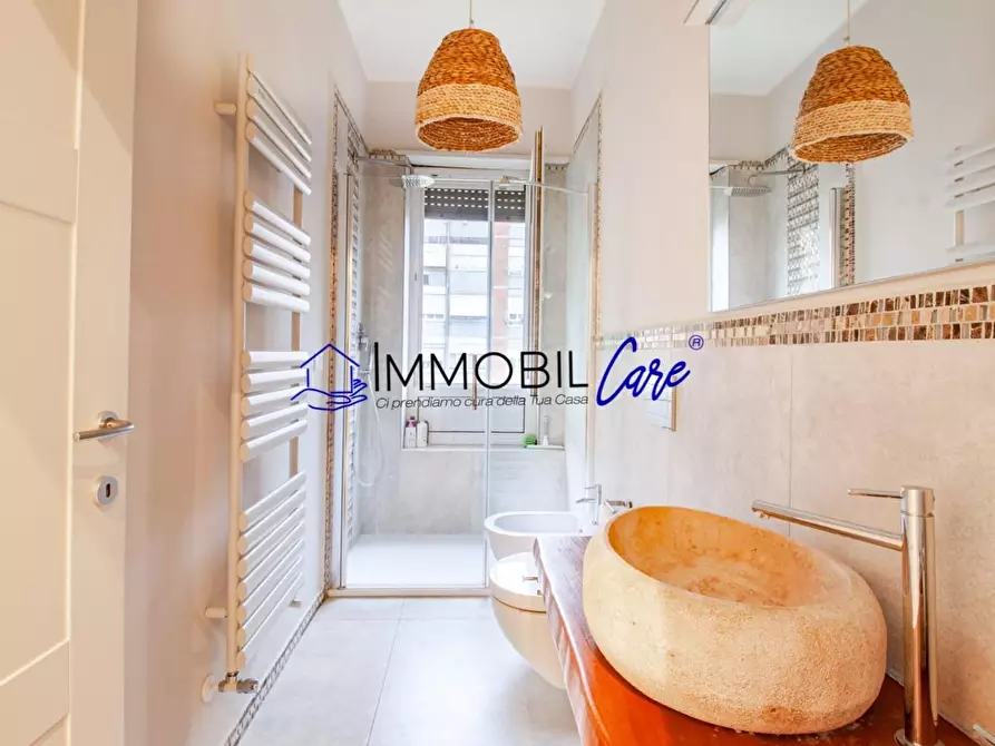 Immagine 17 di Appartamento in vendita  a Livorno