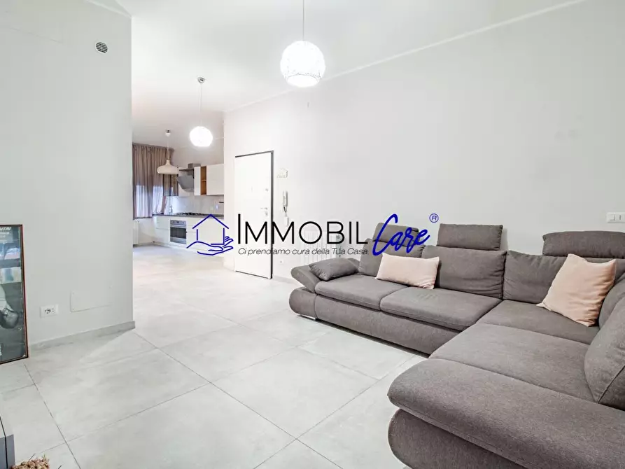 Immagine 8 di Appartamento in vendita  a Livorno