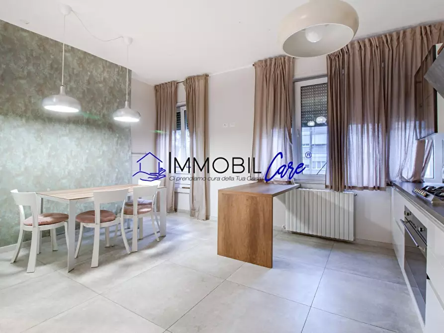 Immagine 1 di Appartamento in vendita  a Livorno