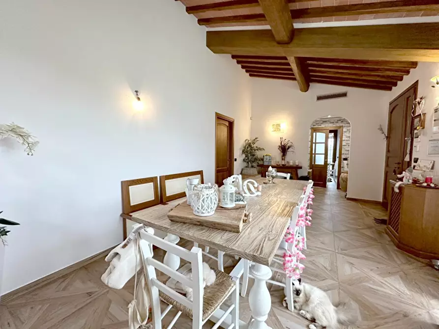 Immagine 7 di Villa in vendita  a Buggiano