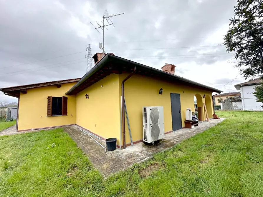 Immagine 28 di Villa in vendita  a Buggiano