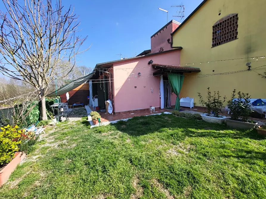 Immagine 1 di Appartamento in vendita  a Santa Maria A Monte