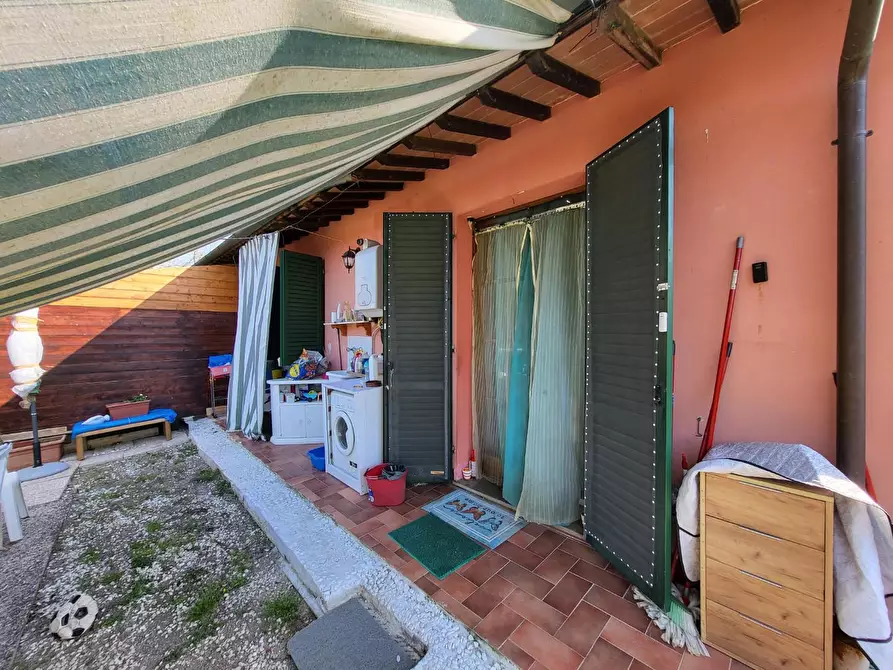 Immagine 3 di Appartamento in vendita  a Santa Maria A Monte