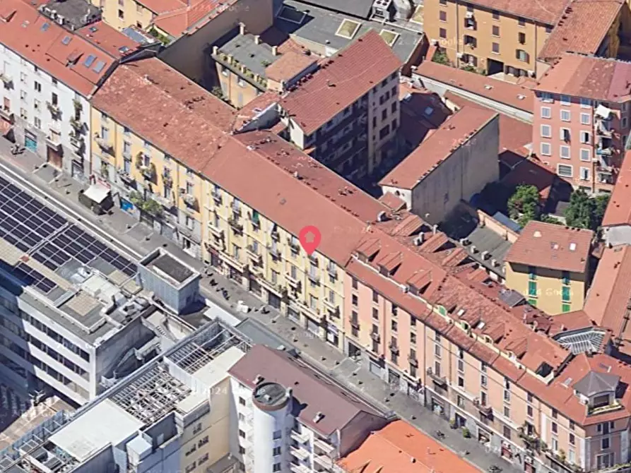 Immagine 9 di Appartamento in vendita  a Milano