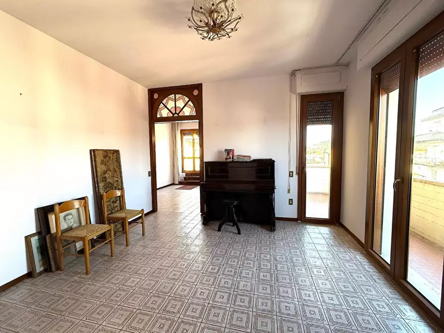 Immagine 14 di Mansarda in vendita  a Vinci