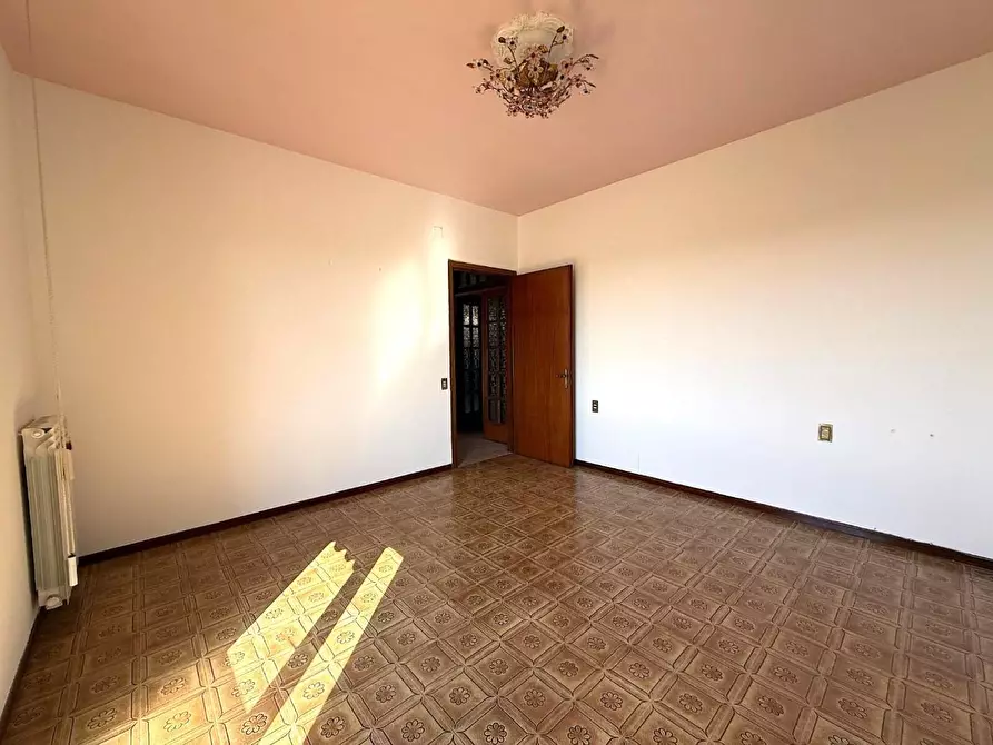 Immagine 19 di Mansarda in vendita  a Vinci