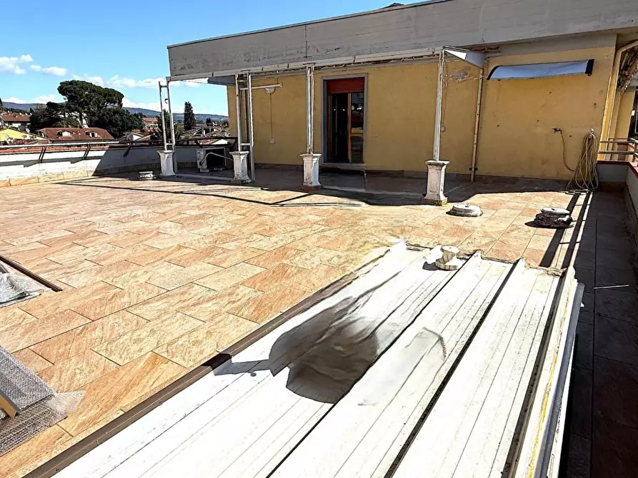 Immagine 15 di Mansarda in vendita  a Vinci