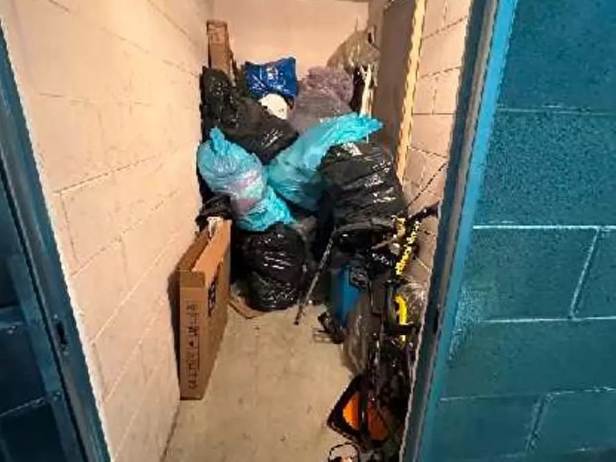 Immagine 11 di Appartamento in vendita  a Trezzano Rosa