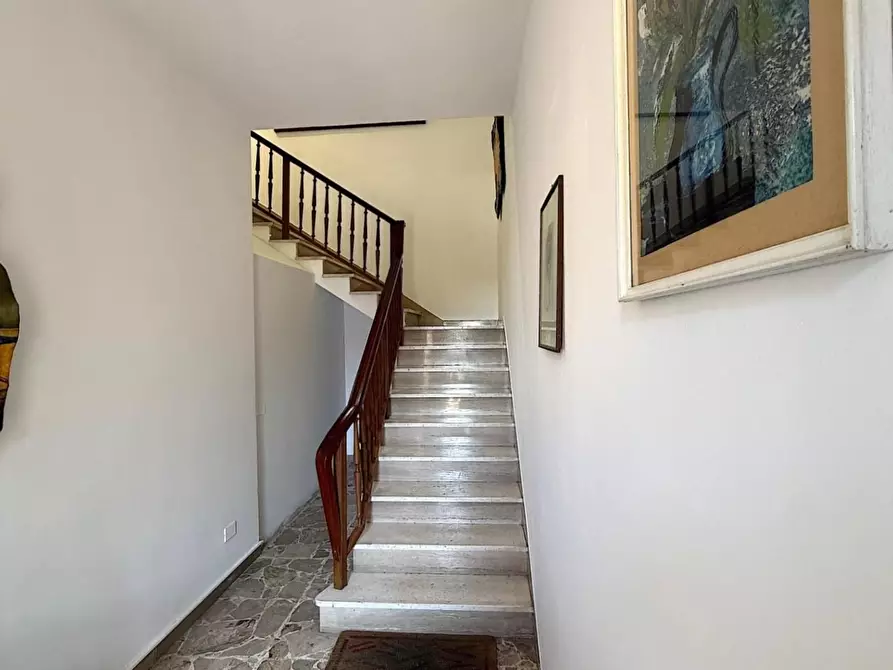 Immagine 13 di Appartamento in vendita  a Vinci