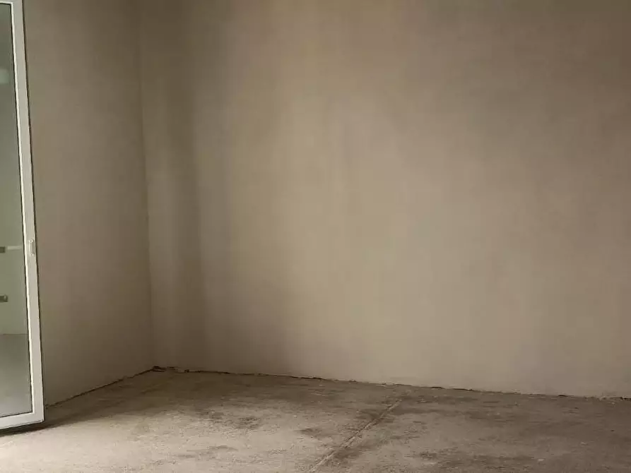 Immagine 21 di Terratetto in vendita  a Cascina